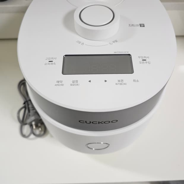 쿠쿠 3인용 전기밥솥 새상품