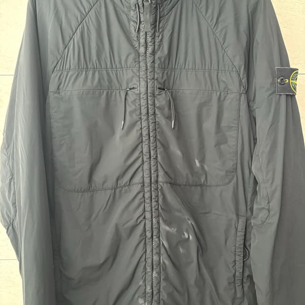 [L] 백화점판 스톤아일랜드 컴포트 테크 자켓