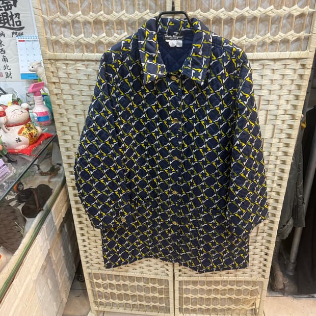 77-88 정품 페레가모 누빔자켓 팝니다