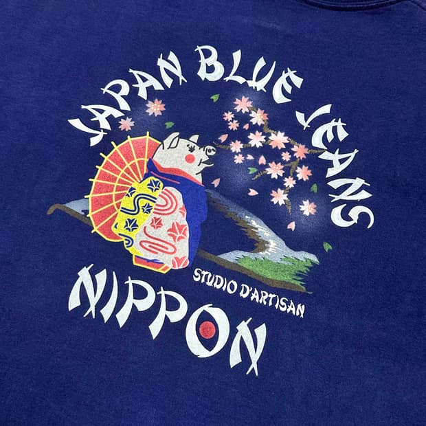 스튜디오 다치산 반팔티셔츠