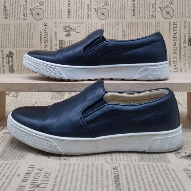 미쉘바이탠디 레더 여성슬립온 실사이즈240