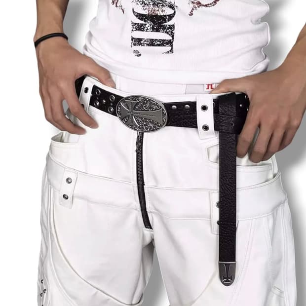 CROSS STUDDED EYELET LEATHER BELT