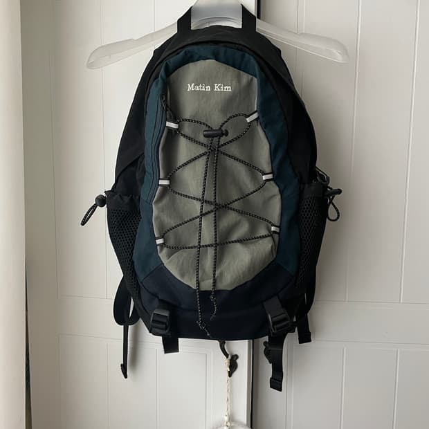 마뗑킴 스트링 유틸리티 백팩 카키