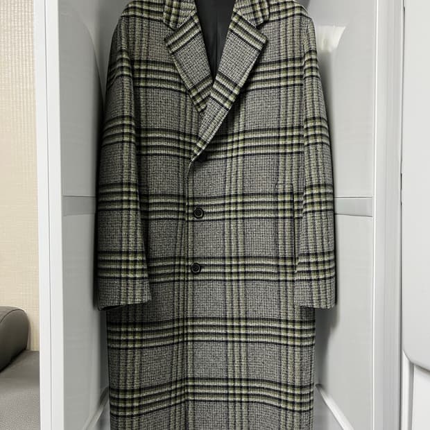 솔리드옴므 체크 세미오버핏 핸드메이드 코트 46사이즈