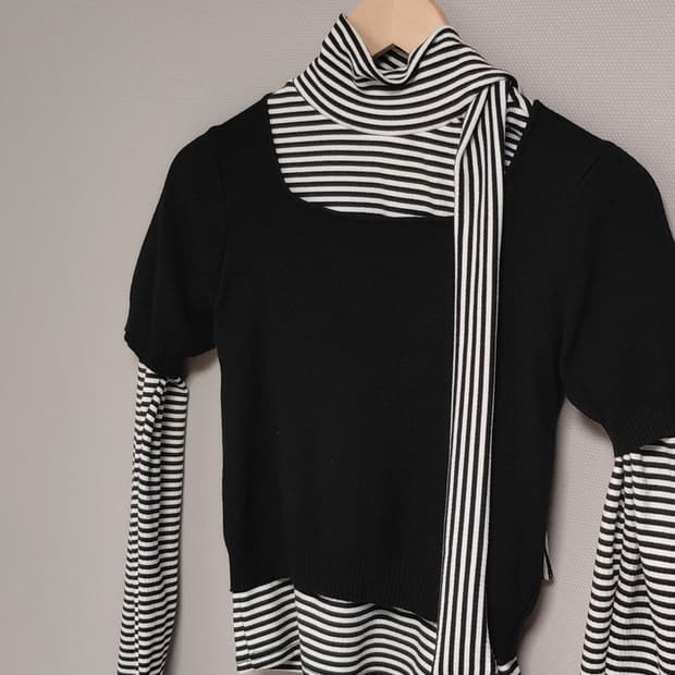 빈티지 스퀘어 넥 반팔니트