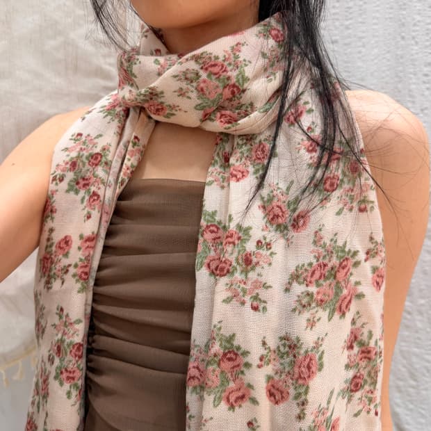 rose pink muffler