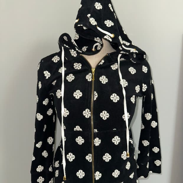 쥬씨꾸뛰르 7부 후드집업