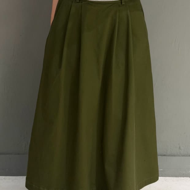 Dickies pintuck detail ballon skirt