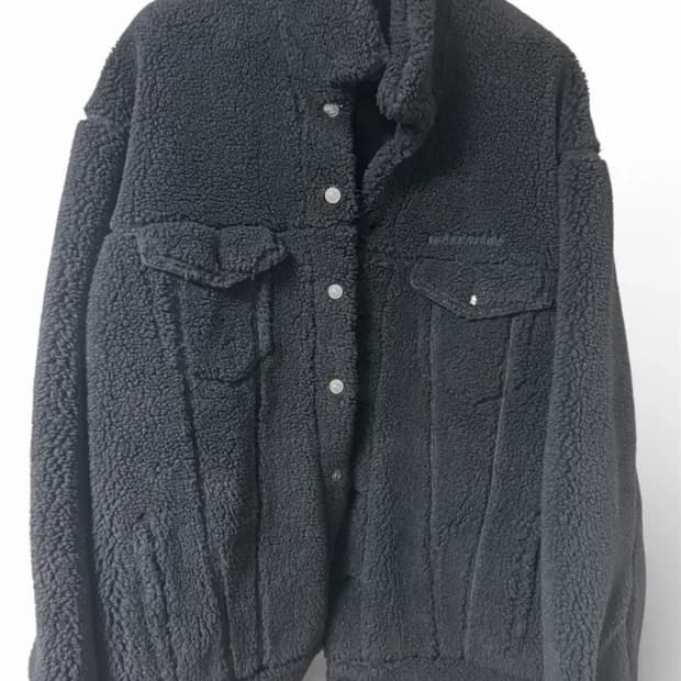 [새제품] 발렌시아가 플리스  오버사이즈 4 블랙