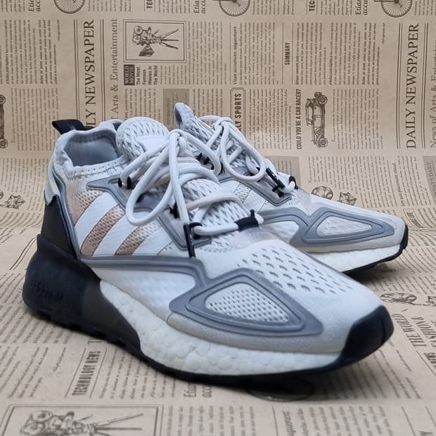아디다스 ZX 2K 부스트 운동화 235