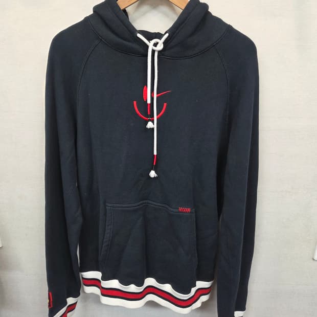 나이키 스마일 윙크 바스켓볼 스웻 후드티 xl