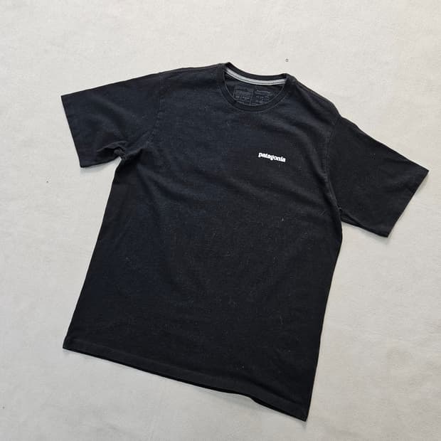 M 파타고니아 스몰로고 반팔티 0409Y