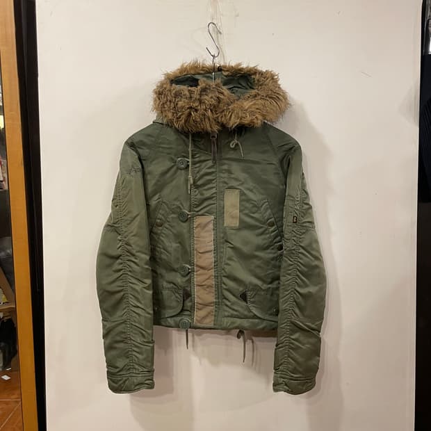 알파인더스트리 리메이크 크롭봄버 S