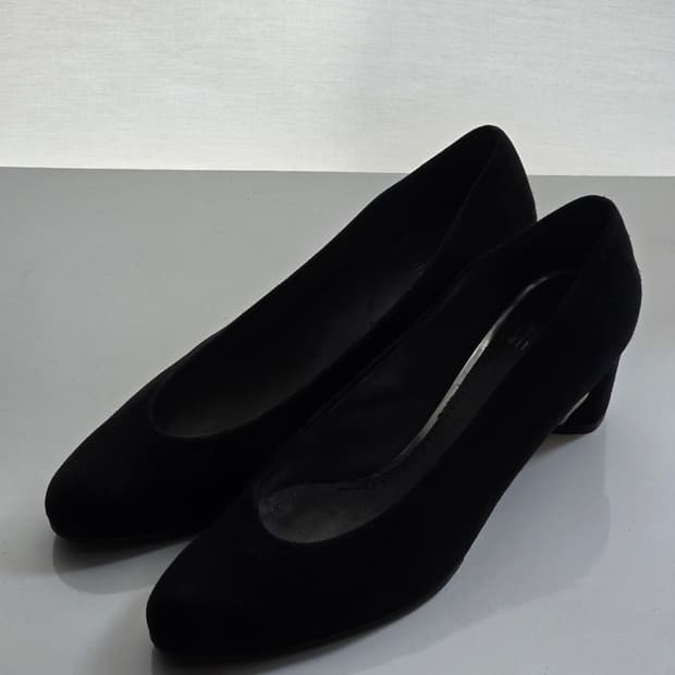 스튜어트 와이츠먼 펌프스 스웨이드 구두 