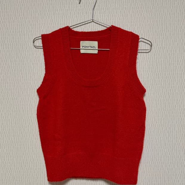포니테일샵 크레용 니트 베스트