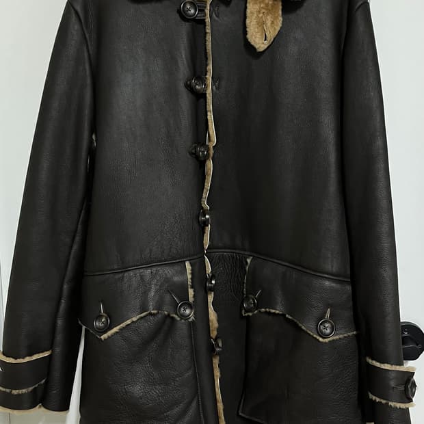 니들스 ecw 무톤 레더 코트