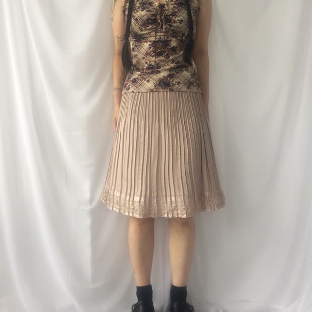 Lest rose lace up point flower pattern v