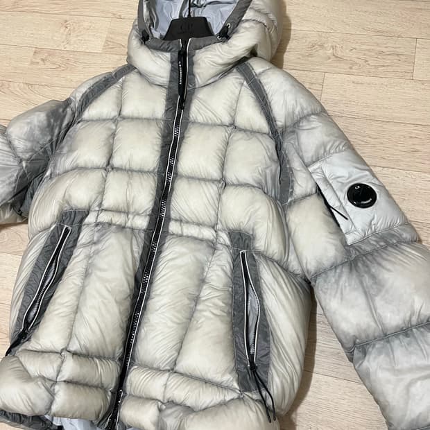 (L)CP컴퍼니 DD쉘 디디쉘 코리아 익스 클루시브 쿨거시애누리