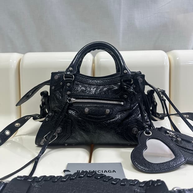 [SA 정품] 발렌시아가 네오카골 블랙xs