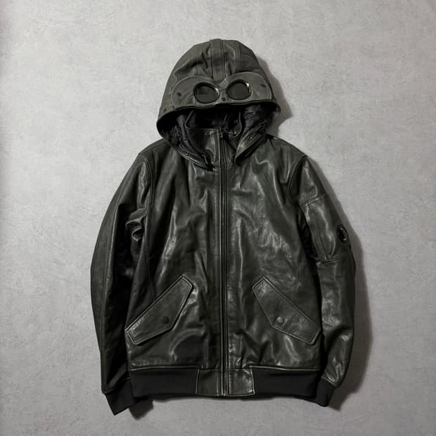 Cp컴퍼니 고글 램스킨 레더자켓