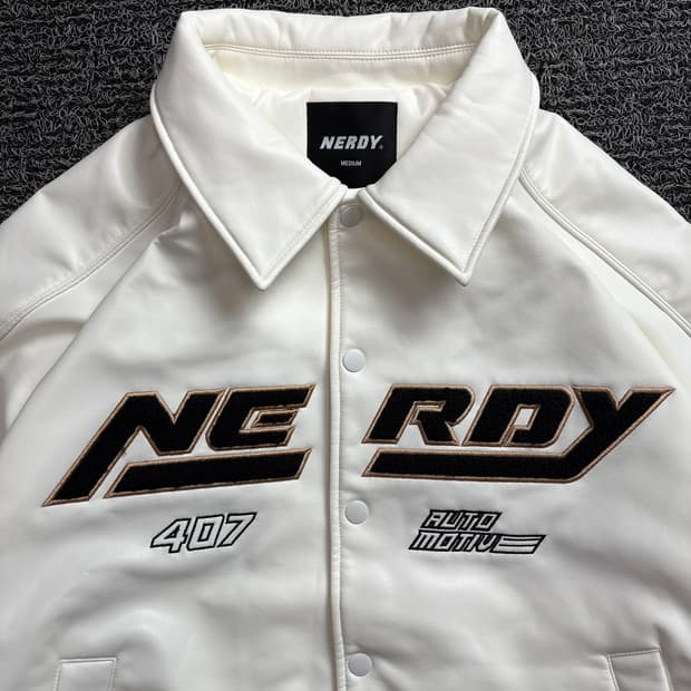 Nerdy 에코 빅로고 레이싱 비건 레더 자켓 2384