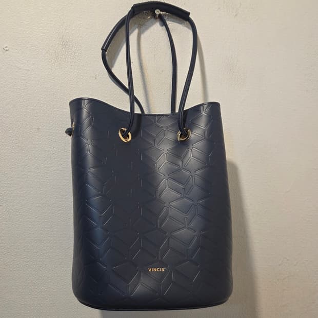빈치스 네이비 숄더백 