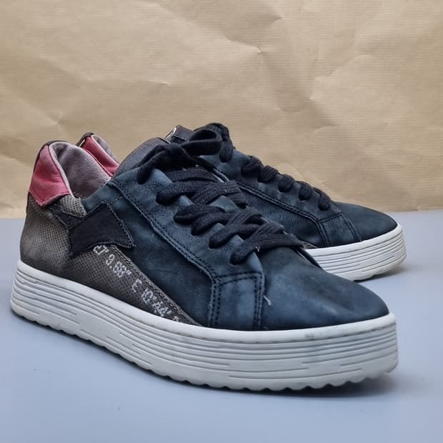 AS98 여성스니커즈 35.5. 225