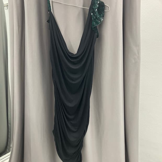 모노 숄더 스팽글 미니 드레스 