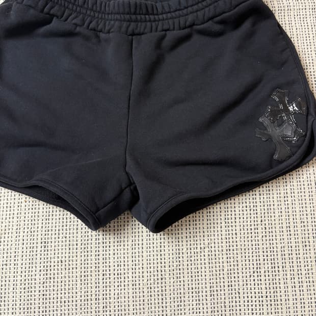 크롬하츠 더블크로스패치 숏팬츠
