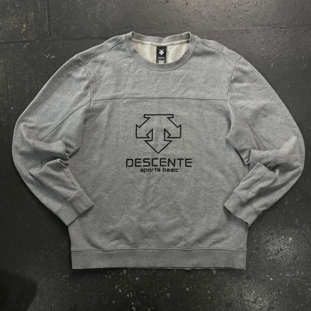 100 데상트 맨투맨