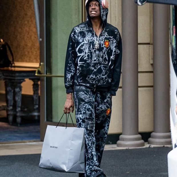 [M] 발렌시아가 스케이터 그래피티 후드집업