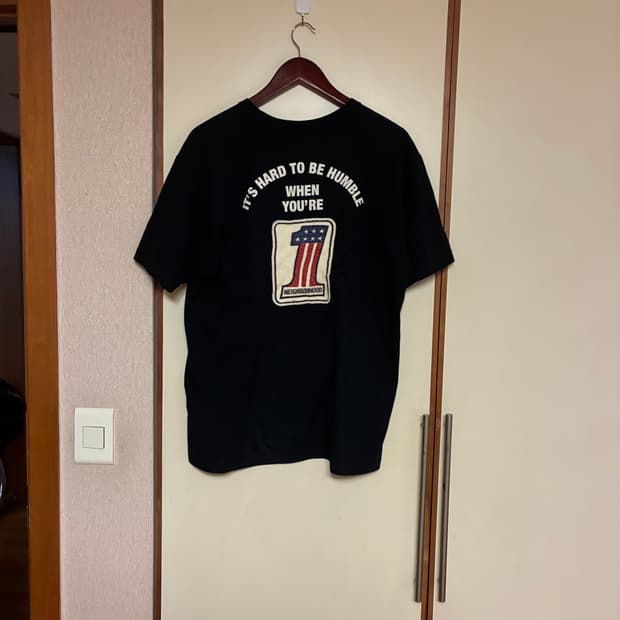 네이버후드 티셔츠