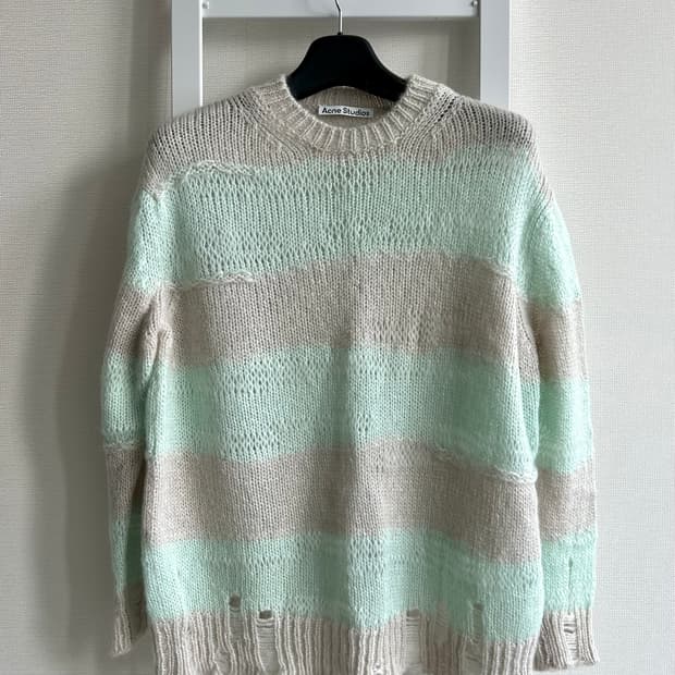 아크네스튜디오 모헤어 니트