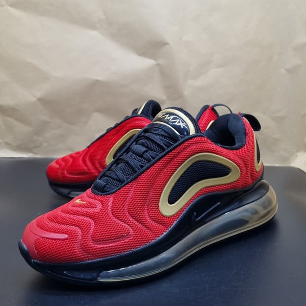 나이키 에어맥스 720 운동화 230