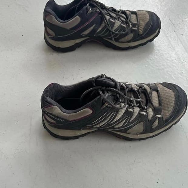 Salomon vintage shoes