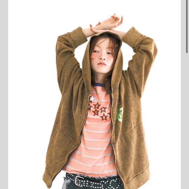 샵페어리 컬러 워싱 와플후드집업 브라운