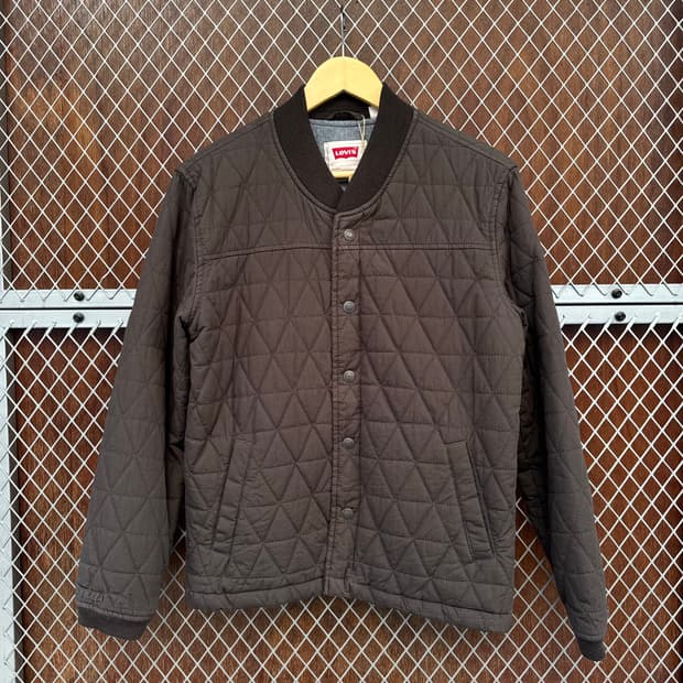 리바이스 빈티지 퀼팅 봄버 자켓 브라운 경량패딩 점퍼 S