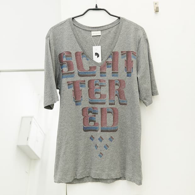 V-neck Graphic Printing T-Shirt