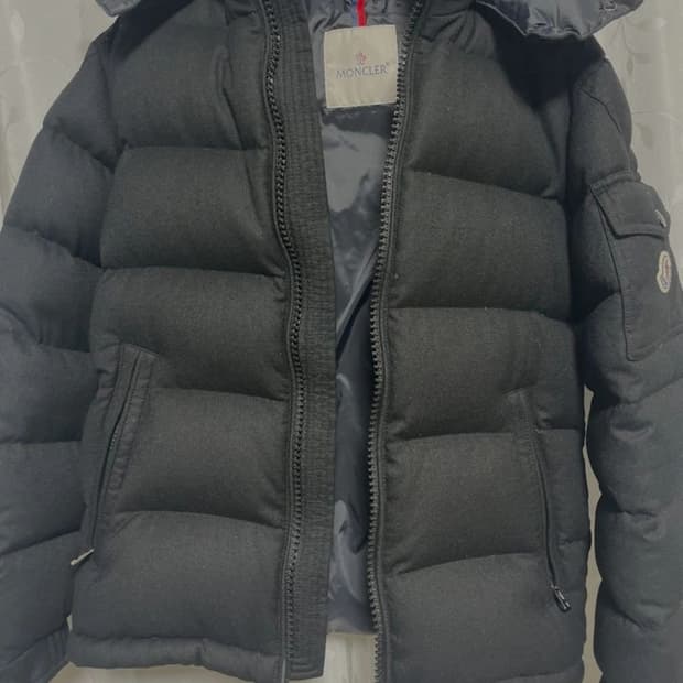 [정품] 몽클레어 제네브 (MONCLER GENEVE) 다운 자켓