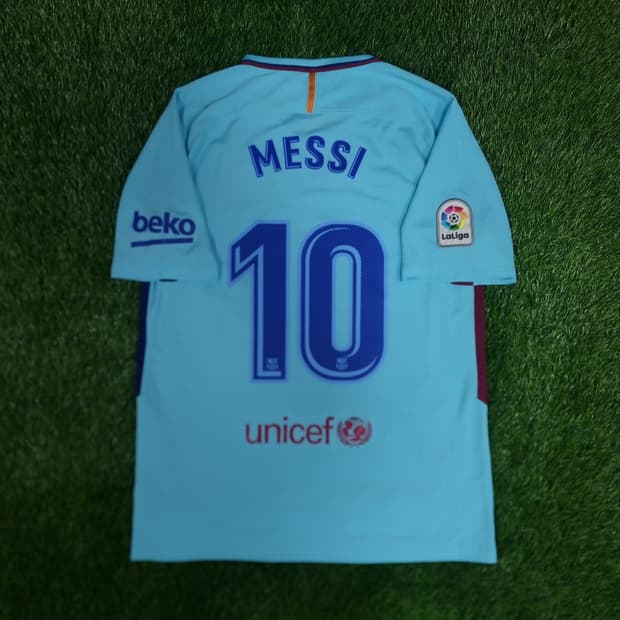 17-18시즌 바르셀로나 어웨이 유니폼 #10 메시
