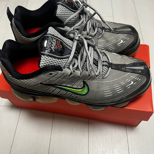 나이키 베이퍼맥스 360 메탈릭실버(260~265)