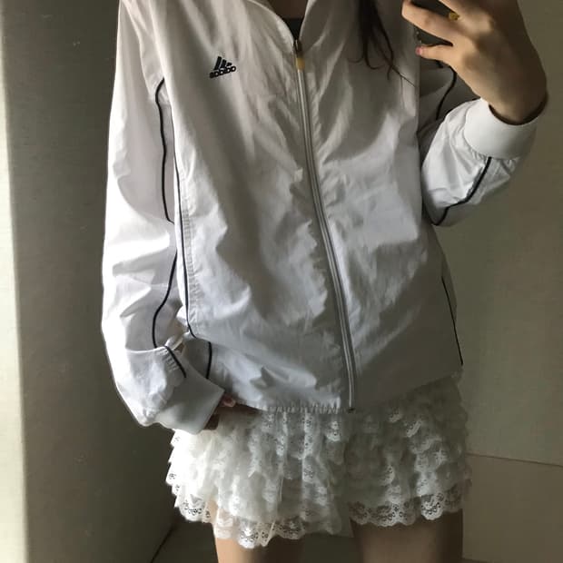 아디다스 00s 화이트 바람막이
