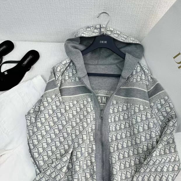 [디;올] 새상품 / 양면후드집업 / 약 100~105 사이즈