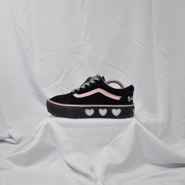 230 반스 레이지 오프 올드스쿨 하트 플랫폼 스니커즈