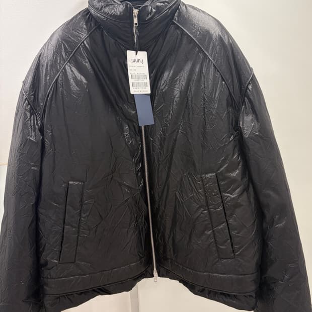 준지 24FW 오버핏 링클 구스다운 패딩 블랙 46사이즈