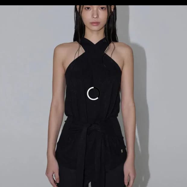 이네기 제니홀터탑 블랙 1회착용