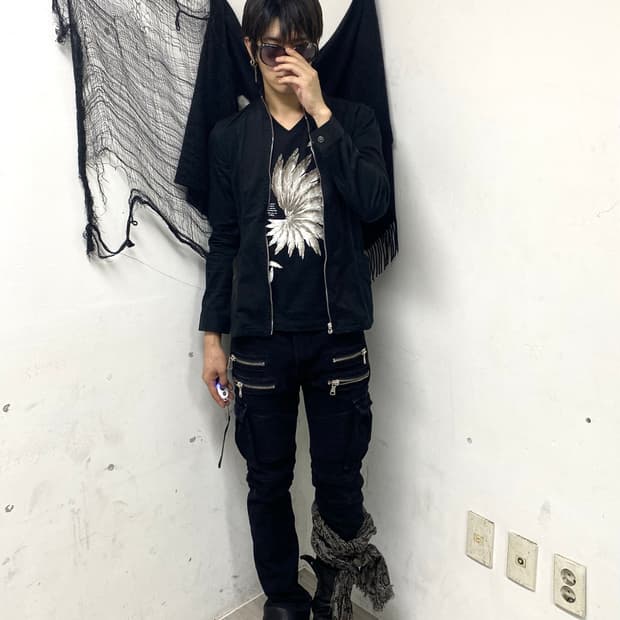 (Sameunderneath)10’s Black Paneled Zip-U