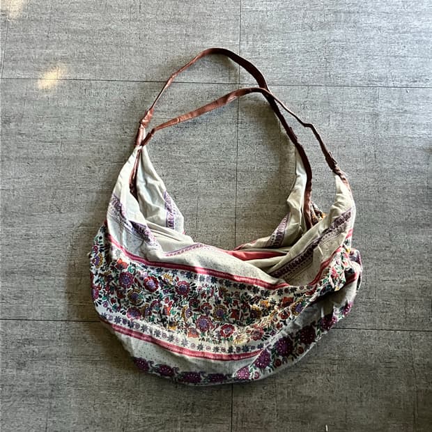 일본빈티지 오리엔탈보헤미안 에스닉 스트랩숄더백