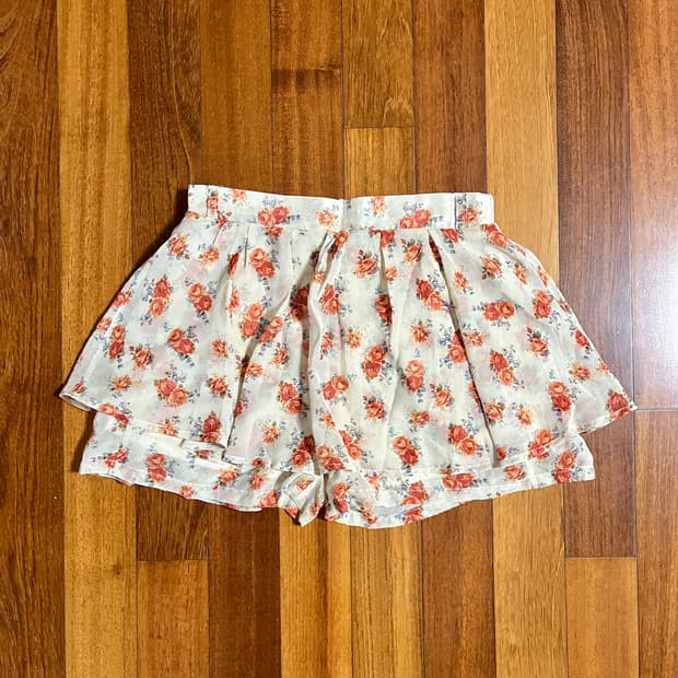 일브 플라워 플로럴 큐롯 팬츠스커트숏스페어리모리하구미코코모리빈티지엑시즈팜