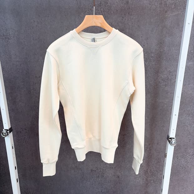 (정품/새상품) TOTEME 토템 여성 오프화이트 크루넥 약기모 맨투맨